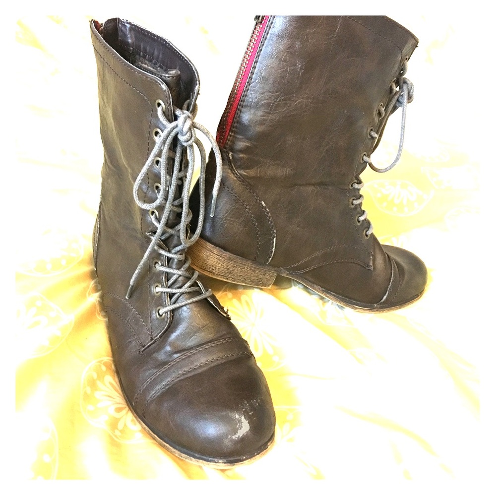Madden Girl Gavinn boots